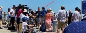 VA Governor Extends Lockdown - then gets caught at Virginia Beach Without Mask, No Social Distancing and Crowd of 20